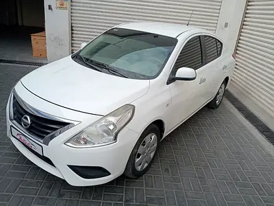 Nissan sunny 2022 gcc accident free FSH single owner