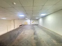 Luxury wharehouse with Mazzine floor Business area ready to move prim lecation only jest 130k