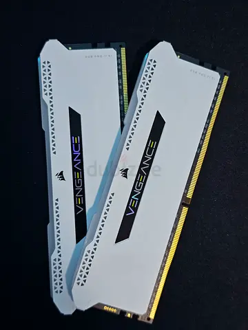 2x8gb 3600mhz White Corsair Vengeance RGB Pro  RAM - High Performance Memory Module