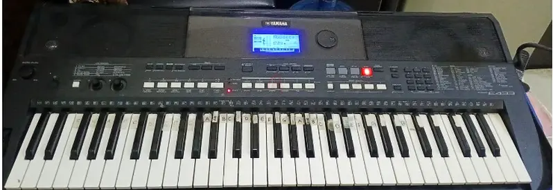 YAMAHA PSR-E433