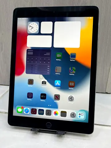 Apple iPad mini 4