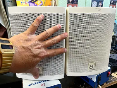 BOSTON VOYAGER 40 SPEAKER