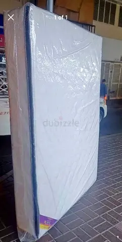 150x190cm queen size with top foam mattress. All times delivery available