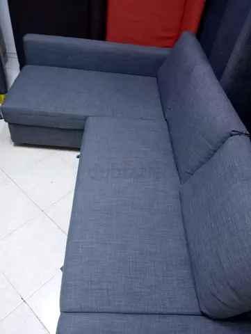 Stylish Gray L-Shaped Sofa for Comfortable Living Room