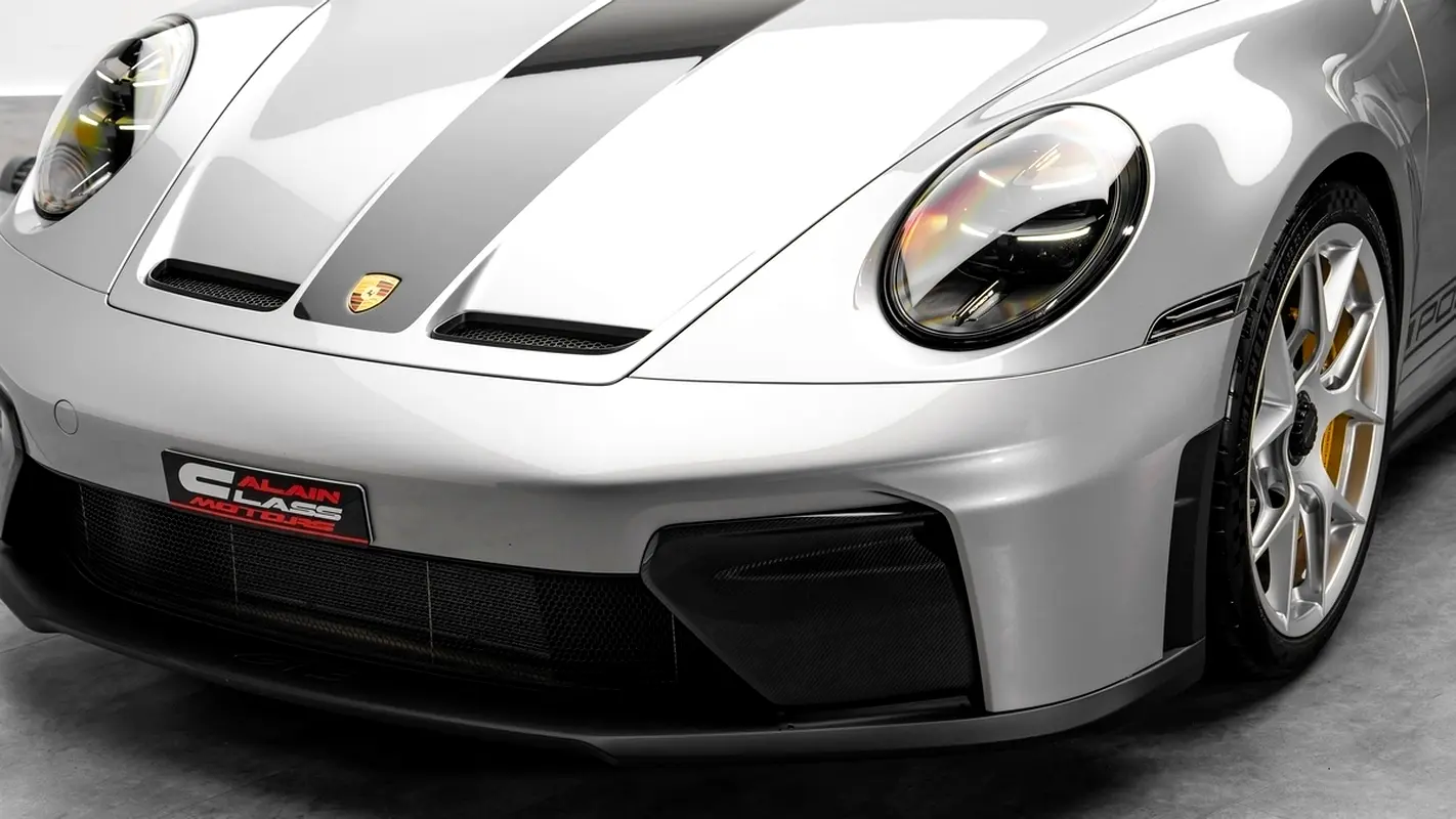 Porsche 911 2025