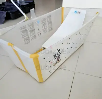 Baby tub stoke with newborn support