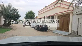 Umm Khanoor House Red Door 4 Rooms Living Room, Majlis, and 4 Bathrooms Rent 42,000 Land Area 2500 s