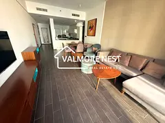 Premium &amp; Elegant unit with 3 balconies I Multiple cheques I Prime location