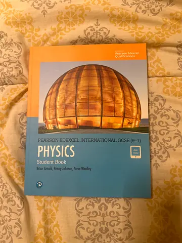 Pearson Edexcel International GCSE (9-1) Physics Student Book