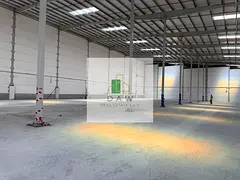BRAND NEW WAREHOUSE SHOWROOM FOR RENT IN UMQ,