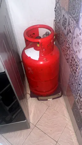 Used Red Gas Cylinder for Sale