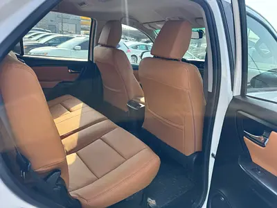 2016 Toyota FORTUNER — фото 3