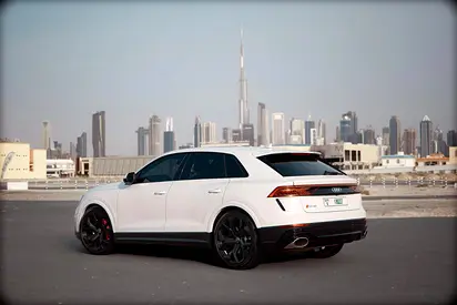 2023 AUDI RS Q8 photo 5