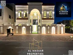 For sale: a villa with a strategic location close to all services, schools, and shopping centers.