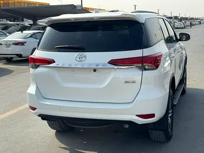2016 Toyota FORTUNER — фото 4