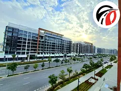 Big size studio / boulevard view / Spacious layout / chiller Free / hot location