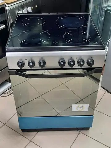 indesit Brand Latest Model Electric Ceramic 4 Hobs Ceramic Cooker Size 60cm