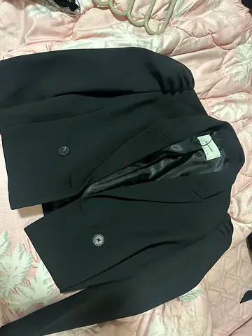 Stardivarius cropped black blazer size medium Brand New