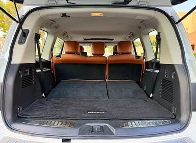Nissan Patrol SE Platinum City, миниатюра 9