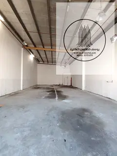 Warehouse for Rent in Ajman Industrial Area 2 - 2700 sq ft, 17 kW Electricity, Excellent Height, and