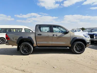 صورة 4 لـ 2025 Toyota HILUX