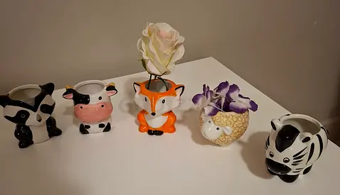Porcelain Animal Shape decorations