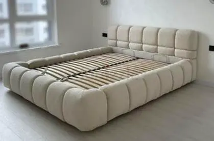 Elegant*180*200* King size bed available