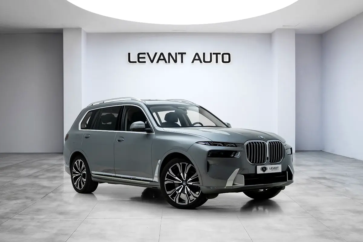 BMW X7 2024 — photo 1 of 17