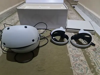 PlayStation VR Headset with Controllers