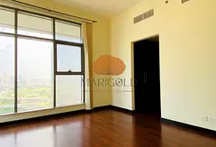 Marina Views, Large Balcony, Spacious 2Bed+M