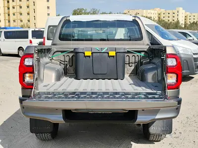 صورة 7 لـ 2025 Toyota HILUX