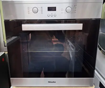 Brand New Miele Built-in Electric Oven 60cm (Not Used)