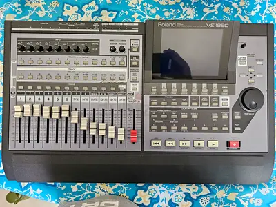 Roland vs 1880 digital recording studio