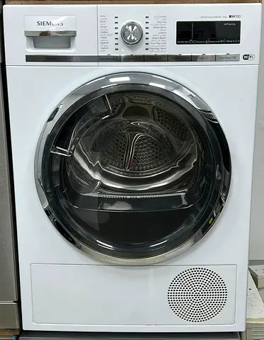 SIEMENS iq700 dryer 9kg Wifi Connect