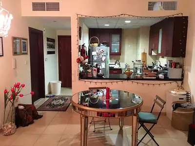 Elegant Round Mirror dining Table