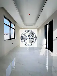 BRAND NEW 05 BHK VILLA WITH HUGE YARD AT PRIME LOCATION