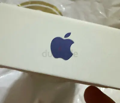 Apple 17 برو 512 GB و معه حافظه للشاشه و جراب شفاف وارد الصين جديد العلبه  لم تفتح بعد