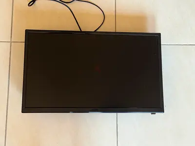 Startrack TV 24”