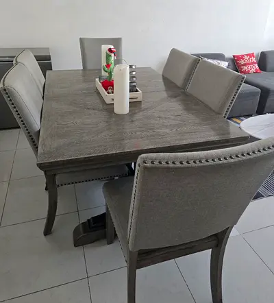 Dining table set for sale