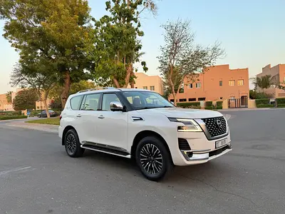 Nissan Patrol SE Platinum City, миниатюра 6