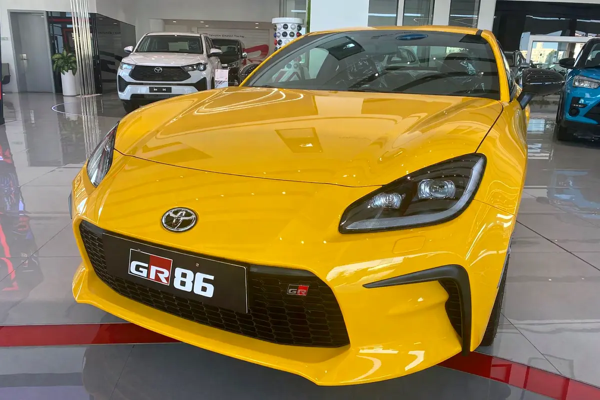 Toyota GR86 2026 — photo 1 of 18