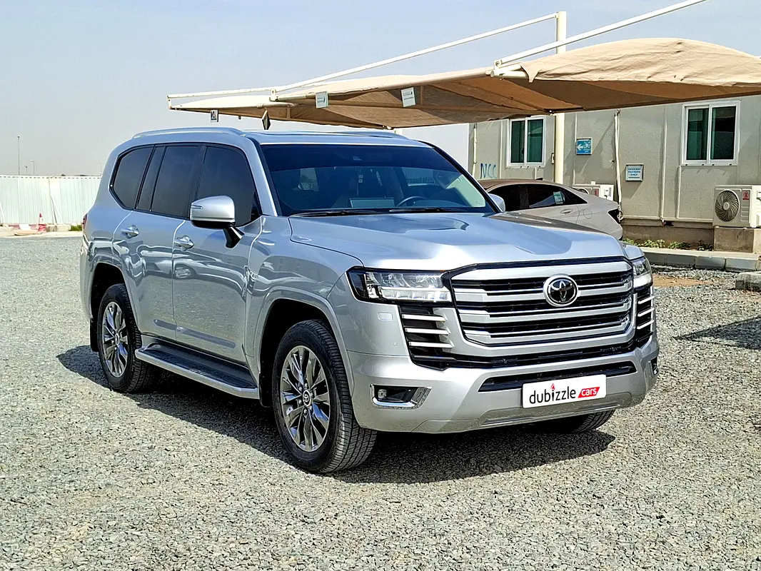 Toyota Land Cruiser 2024 — photo 1 of 14