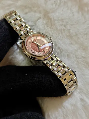 Woman watch