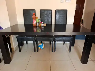 Dinning Table