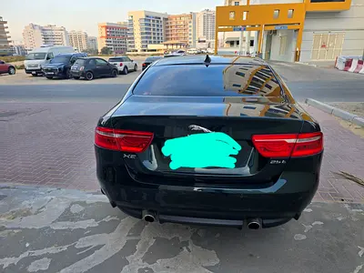 2017 Jaguar XE thumbnail 7
