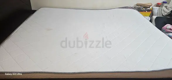 King Size Mattress in Good Condition 180cm×200cm