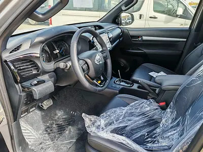 صورة 10 لـ 2025 Toyota HILUX