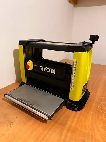 Ryobi Planer for Smooth Finishing
