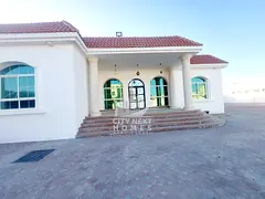 SINGLE STORY 4BR VILLA FOR RENT IN KHAWANEEJ 1