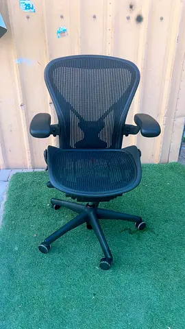 Herman miller Aeron size B